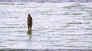 Sophie Hilbrand nude - Zomerhitte (2008)