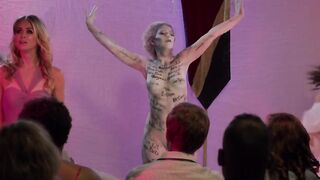 Stacey Maltin, E'dena Hines nude - Landing Up (2017)