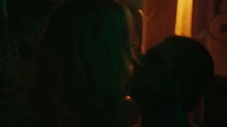 Stefani Mota - Irmaos Freitas s01e01(2019)