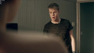 Tallulah Haddon naked - Kiss Me First s01e04 (2018)