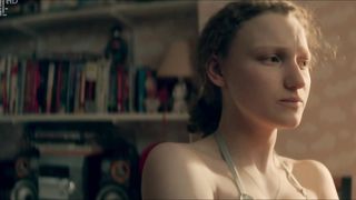 Tallulah Haddon naked - Kiss Me First s01e04 (2018)
