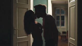 Teresa Palmer nude - Berlin Syndrome (2017)