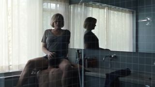 Trine Dyrholm nude - Dronningen (2019)