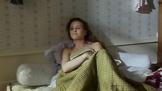 Vanessa Paradis nude