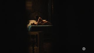 Victoire Dauxerre nude - Versailles s03e01-02 (2018)
