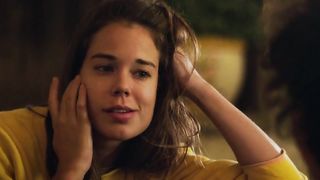 Laia Costa, Alia Shawkat naked - Duck Butter (2018) Lesbian Scene