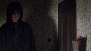 Lara Belmont nude - The War Zone (1999)