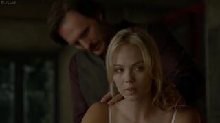 Laura Vandervoort - Bitten (2014)