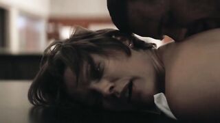 Leslie Lluvet nude - Ice s01e02 (2019)