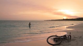 Leticia Leon naked- Molina's Borealis (2013)