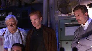 Linda_Fiorentino_-_Jade__1995