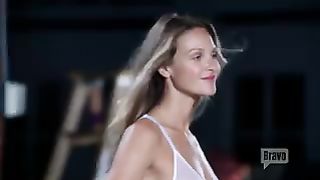 Lisa Edelstein, Beau Garrett, Necar Zadegan Nude & Sexy - Girlfriends Guide to D