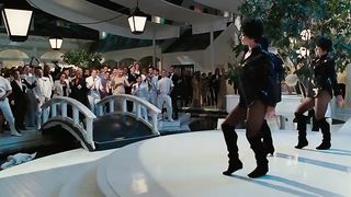 Liza Minnelli Sexy - Sex and the City 2 (2010)