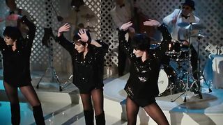 Liza Minnelli Sexy - Sex and the City 2 (2010)