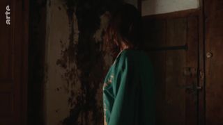 Lola Creton nude - Devoilees (2018)