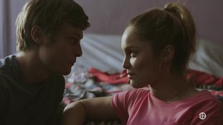 Lola Le Lann -  - Aux animaux la guerre s01 (2018)