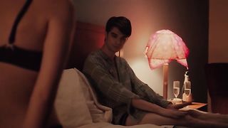 Madeline Weinstein nude - Alex Strangelove (2018)