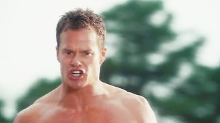 Madison Riley, Jamie Chung, etc Sexy - Grown Ups (2010