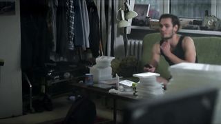 Malgorzata Mikolajczak, Magdalena Wolenska nude - Reakcja lancuchowa (2017)