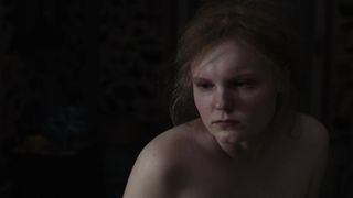 Maria Dragus naked - Mademoiselle Paradis (2017)