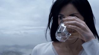 Maria Ruiz nude - Echo (2017)