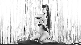 Marie-France Pisier -Prima Symphony-Trans-Europ-Express (1966)