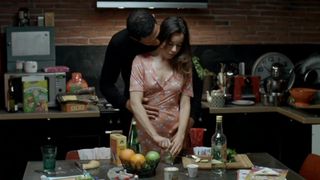 Marina Fois & Elodie Bouchez - Happy Few  (2010)