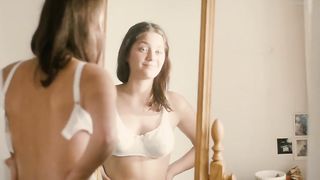 Marion Cotillard Nude - Comment je me suis Dispute (FR 1996)