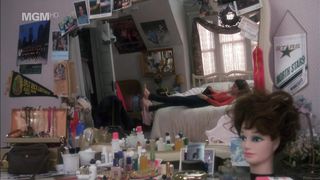 Marisa Tomei naked - Untamed Heart (1993)