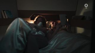 Marleen Lohse nude - Sanft schlaft der Tod (2017)
