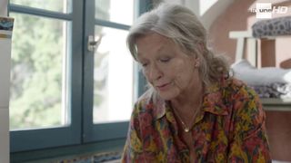 Mathilde Seigner, Fanny Gilles nude - Sam s01e03 (2018)