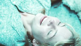 Michelle Williams nude - Blue Valentine (2010)