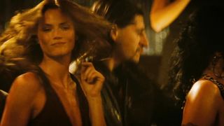 Mini Anden nude - The Mechanic (2011)