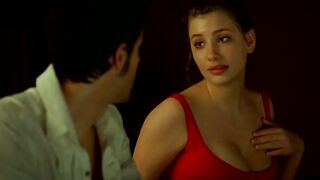 Miriam Giovanelli Nude - Mentiras y gordas (2009)