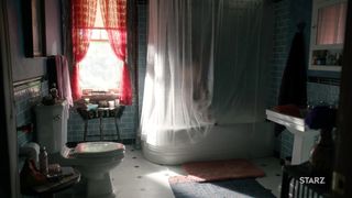 Mishel Prada, Maria-Elena Laas nude - Vida s02e02 (2019)