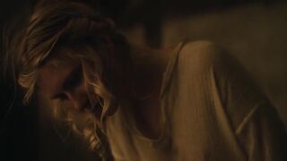 Nike Kurta nude - The King (2019)