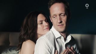 Nina Kronjager - Risiko Pille (2019)