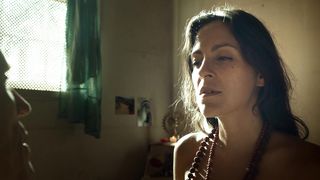 Ana Clara Fischer, Maria Fernanda Candido nude – Meu Amigo Hindu (My Hindu Friend) (2015)