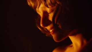 Hannah Murray, Dayle McLeod, Kayli Carter, Marianne Rendon, Julia Schlaepfer - Charlie Says (2018)