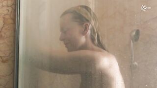 Isabell Gerschke, Karolina Lodyga nackt- Verfuhrt - In den Armen eines Anderen (2016)