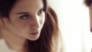 Maria Pedraza sex - Amar (2017)