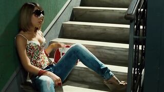 Nadir Caselli, Giulia Greco, Micaela Ramazzotti nude - Posti in piedi in paradiso (2012)