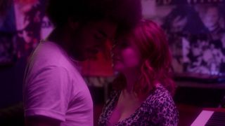 Natacha Lindinger nude - Sam s04e01-07 (2019)