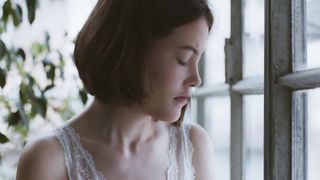 Alba Ribas, Mireia Oriol, Laia Manzanares nude - Waste (2016)