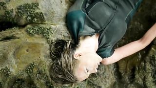 Blake Lively nude - The Shallows (2016)