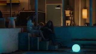 Emma Roberts, Dree Hemingway hot scenes - In a Relationship (2018)