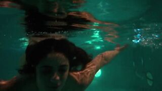 Greta Scarano naked - La Verita Sta in Cielo (2016)