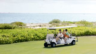 Marta Hazas, Ariadne Diaz nude - Te juro que yo no fui (2018)