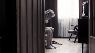 Marta Nieradkiewicz nude - Zjednoczone stany milosci (2016)