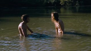 Sabrina Seyvecou nude - I tempi felici verranno presto (2016)